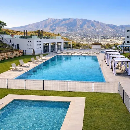Luxury Penthouse - Sea View - Swimming Pool - Roof Terrace Apartment Fuengirola