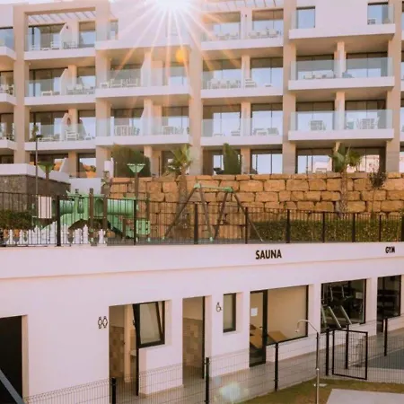 Luxury Penthouse - Sea View - Swimming Pool - Roof Terrace Apartment *